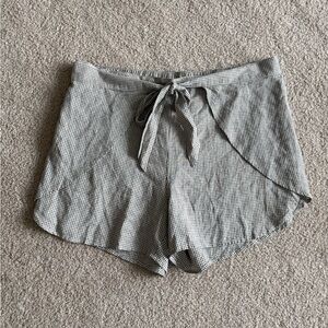 Gray Gingham Women's Shorts